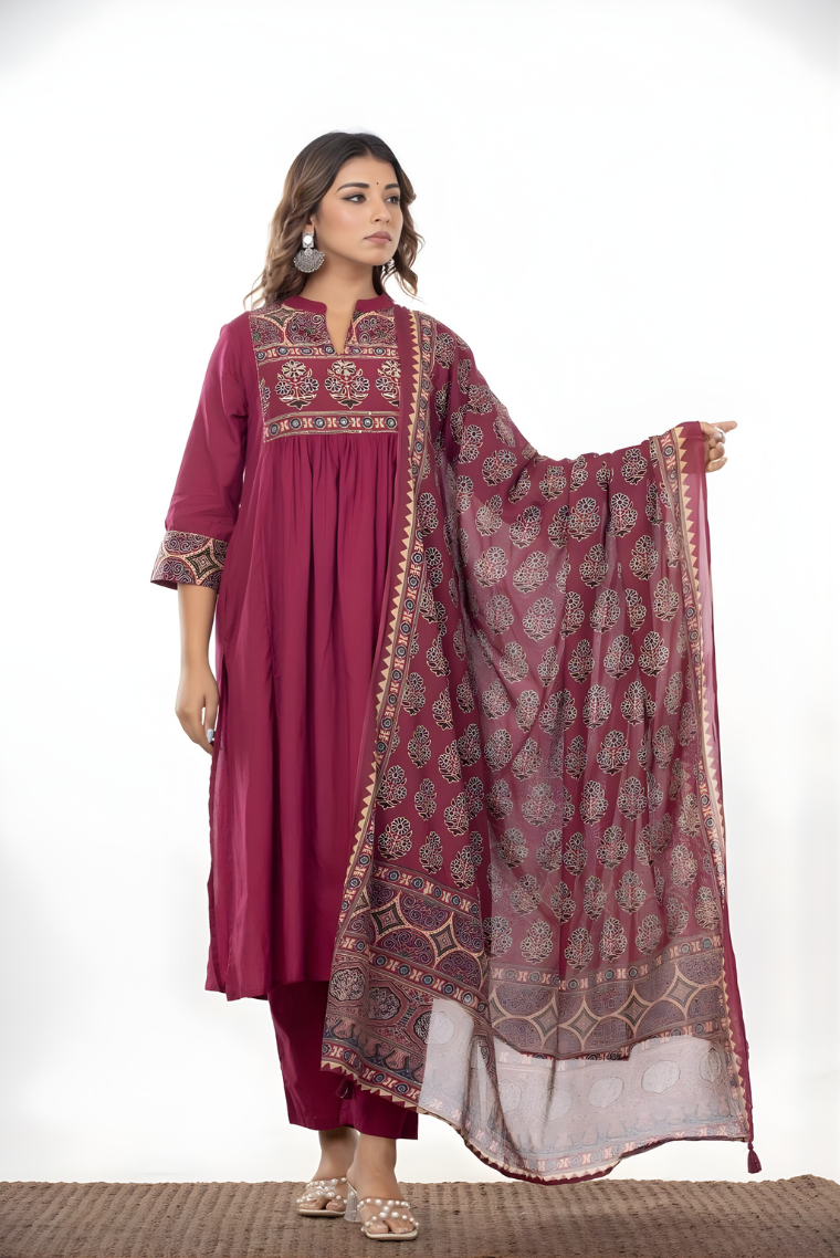 Shringar Handcrafted Yoke Suit Set