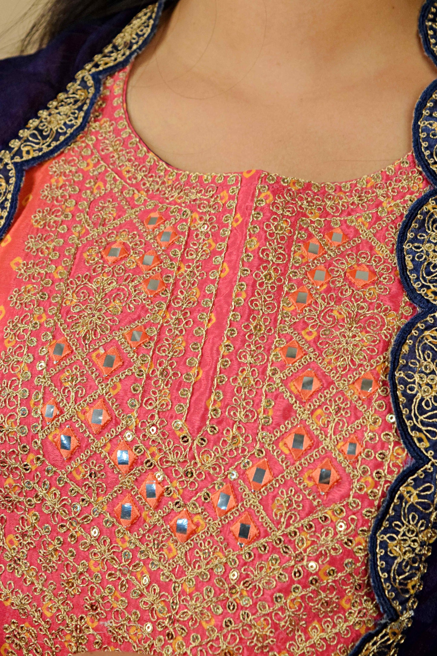 Shrinagar Blue Bandhani Hanwork Suit Set