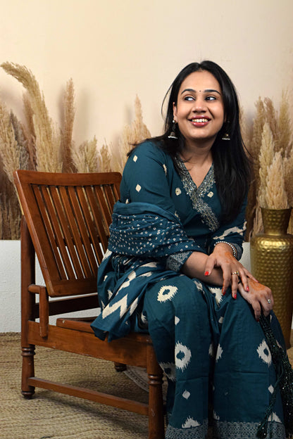 Shringar Dark Green Aangrakh Anarkali Suit Set