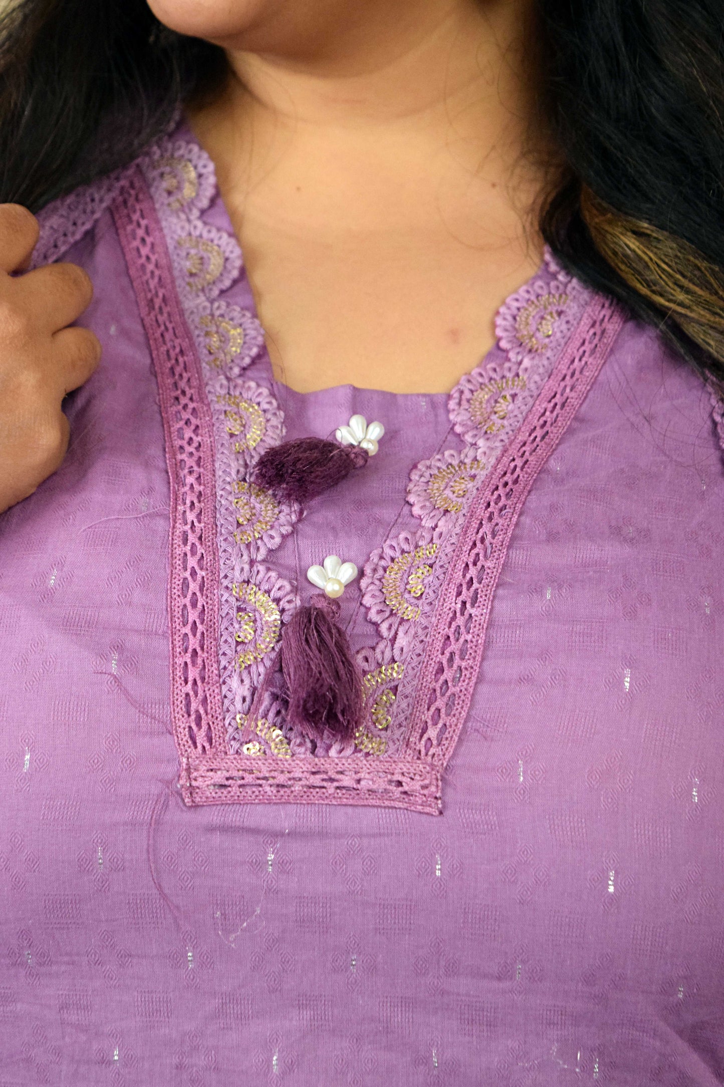 Inayat Lilac V Neck Handwork Suit Set