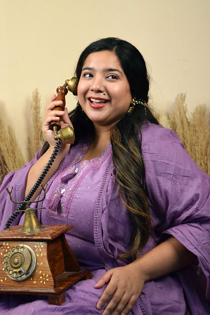 Inayat Lilac V Neck Handwork Suit Set