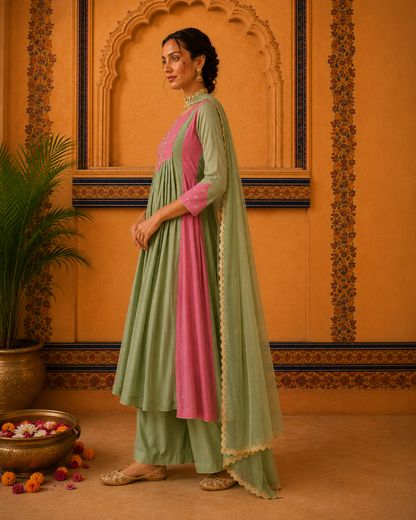 Aarini Suit Set